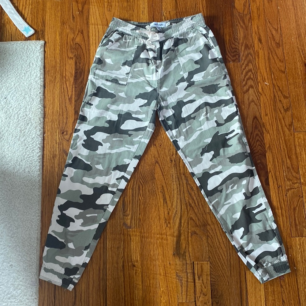 camo joggers